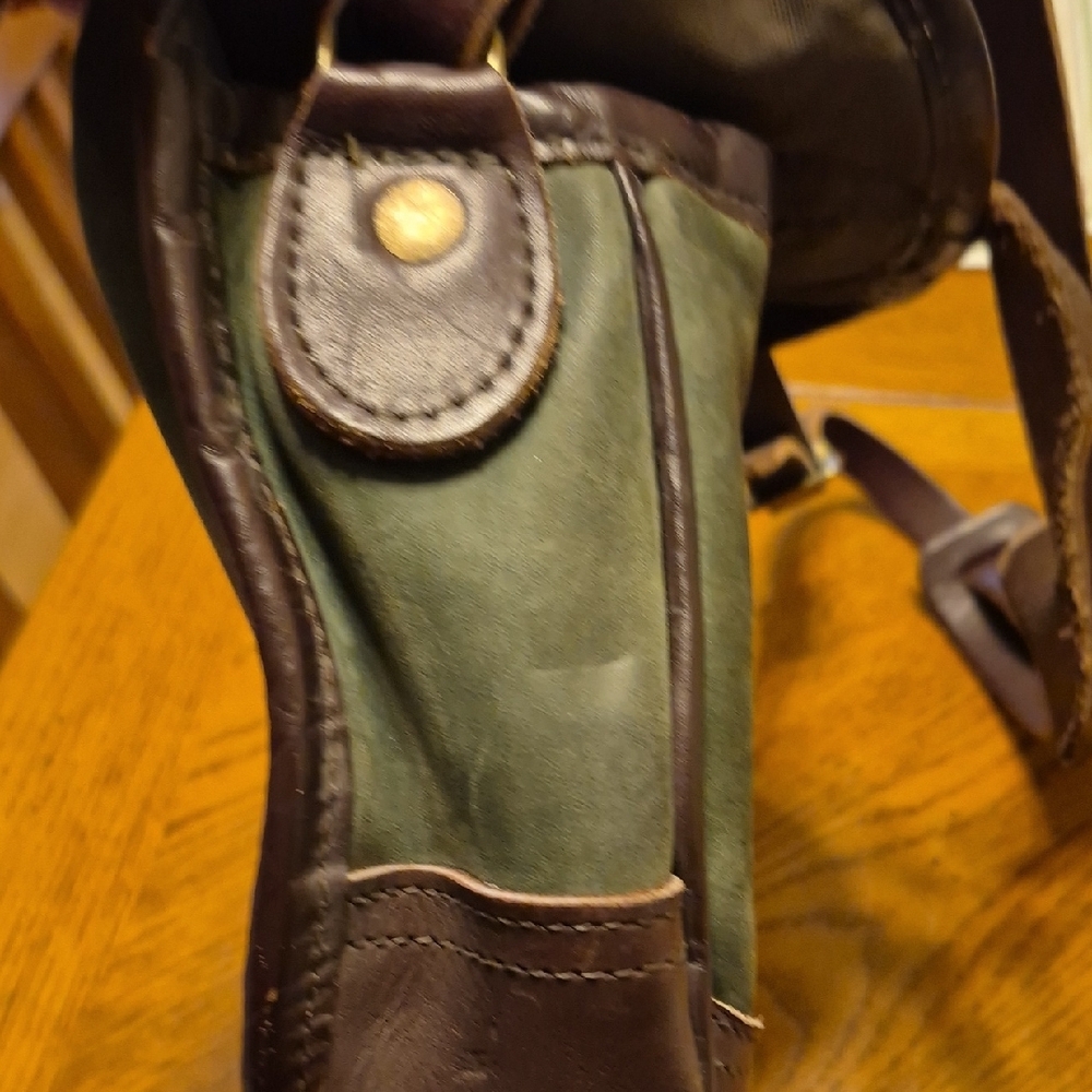 Vintage Duluth Minn Green and Brown Crossbody Bag with Adjustable Strap - Picture 7 of 9